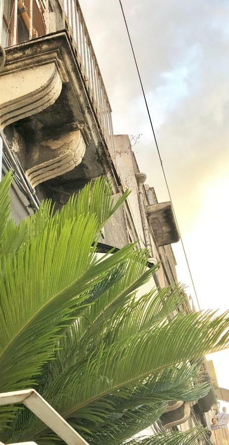 Giader'S House - Free Parking Apartment Catania Luaran gambar
