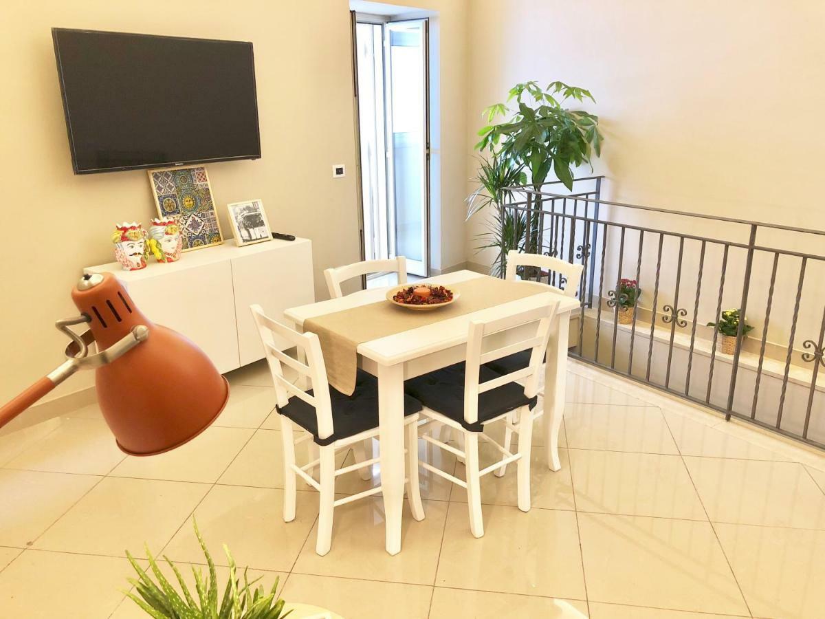 Giader'S House - Free Parking Apartment Catania Luaran gambar