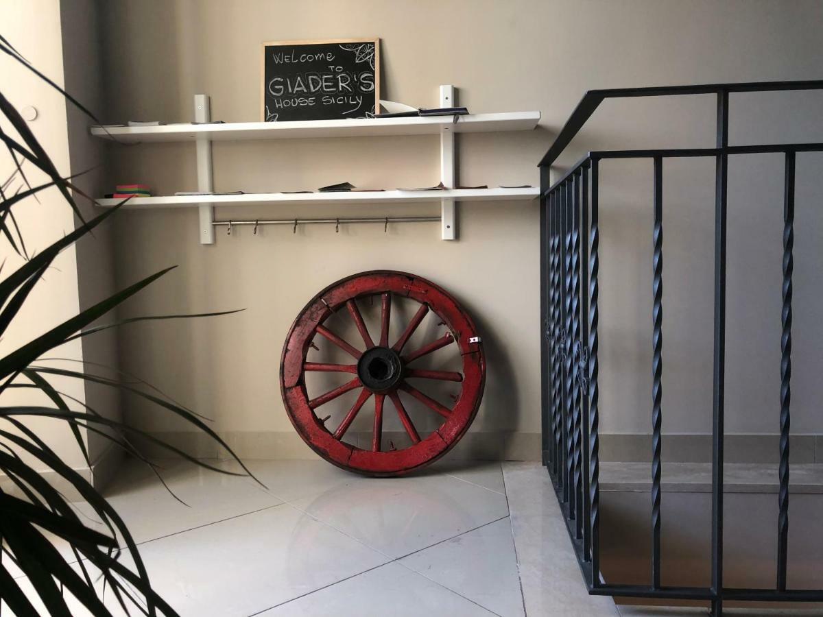 Giader'S House - Free Parking Apartment Catania Luaran gambar