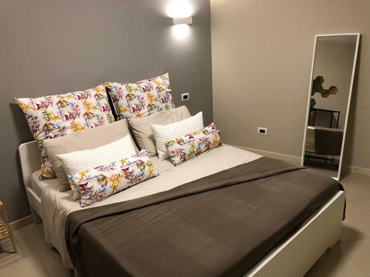 Giader'S House - Free Parking Apartment Catania Luaran gambar